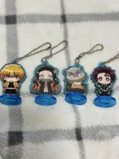 鬼滅の刃 アクリルキーホルダー 4個セット