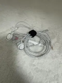 JBL ホワイト 有線イヤホン