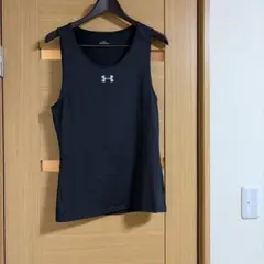 UNDER ARMOUR タンクトップ