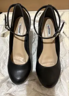 attagirl アンクルストラップ パンプス ブラックのサムネイル