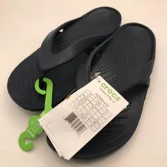 34988タ　クロックス　Crocs　カディ II フリップ ウィメン　紺　23のサムネイル