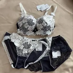 サルート　ブラD70 ソングM 89 魔法少女 KO サルート ブラD70 ソングM 89 魔法少女 KO - メルカリ