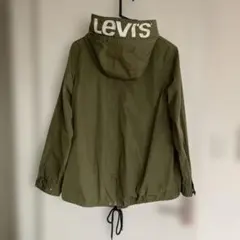 ナイロンジャケット