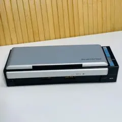 Item thumbnail for item c6c1a56a-9d04-4e4b-a3cb-b99799f08ffd