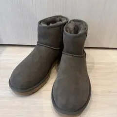 UGG ムートン　ブーツ　カーキー　25.0cmのサムネイル