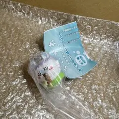 ちいかわ　ガチャ　たべものいっぱいマスコット　モモンガ