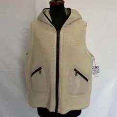 フード付きクリーム色フリースベストLL