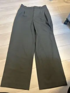 タックワイドパンツ　M オリーブ