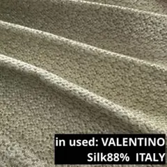 シルク混　イタリア製 光沢 VALENTINO テクスチャー生地 ベージュ