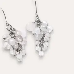 【天然石】ローズクオーツの揺れる 可愛い 葡萄 ピアス