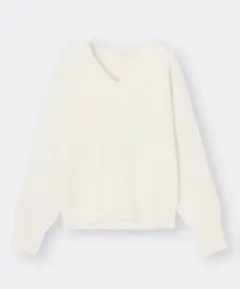 GU スムースvネックセーター　ホワイト