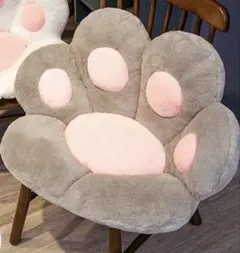 猫の肉球型クッション グレー
