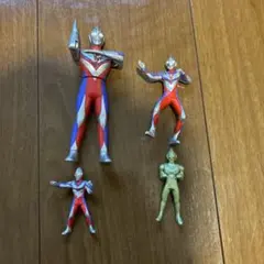 ウルトラマンティガフィギュア4体セット