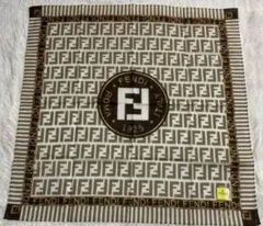 最終値下げ‼️ フェンディ　FENDI ハンカチ　② レア