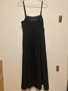 黒のキャミワンピース ロング
