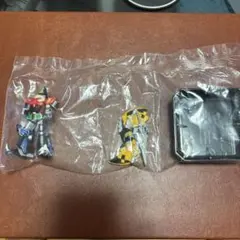 スーパー戦隊ロボ　フィギュア　マジキング