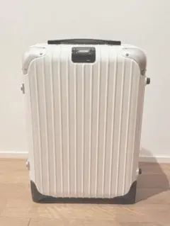 リモワ 830.39　『Limbo/リンボ』ビューティケース BK 美品 リモワ 830.39『Limbo/リンボ』ビューティケース BK