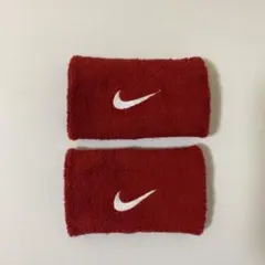 Nike Swoosh Bicep Bands 赤 2個入り リストバンド