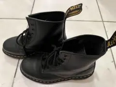 Item thumbnail for item 61823713-d456-415b-83e5-08c092f41849