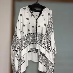 Sacai トップス　お値引き可能のサムネイル
