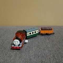 Item thumbnail for item 32e5aa7e-c2e6-48bc-a551-37f4755606bb