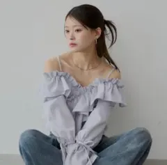 chico 2way クロスフリルデザインブラウス　ブルー