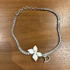 Dior ホワイトフラワーモチーフチョーカー - メルカリ