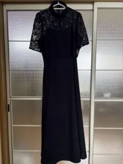 結婚式、お祝いごとのドレス