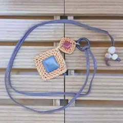 ベトナム雑貨　天然水牛角 ナチュラルカラーひし形ネックレス