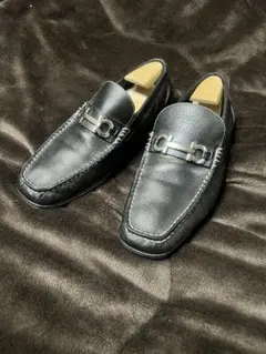 Salvatore Ferragamo フェラガモ　ガンチーニローファー　42のサムネイル