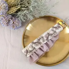 インド刺繍　フラワー スマホストラップ デザイン