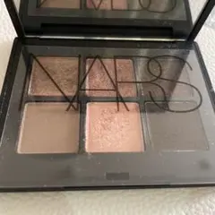NARS 1194 ヴォワヤジュール アイシャドウパレット