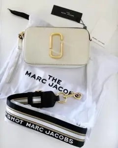 MARC JACOBS SNAPSHOT (NEW WHITE MULTI)