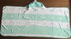 フード付きミントグリーンブランケット