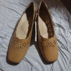 Item thumbnail for item d459f186-f546-40aa-8dd1-21578b3bf930