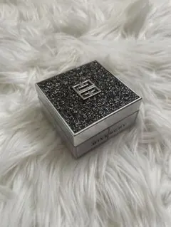 GIVENCHY プリズムリーブル パウダー 限定のサムネイル