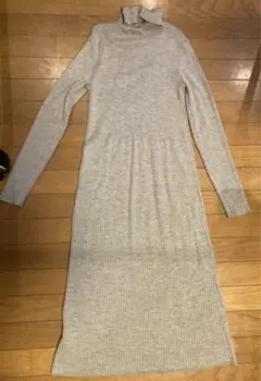 【ユニクロ】リブ編みタートルネックニットワンピース Lサイズ グレー