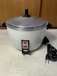 昭和レトロ サンヨー炊飯器 一升炊き - メルカリ