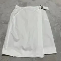 Chico[チコ]✨ ホワイト スカート リングベルト付き☘️のサムネイル