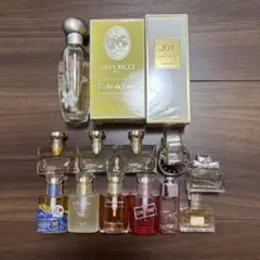 2025年最新】香水 まとめ売りの人気アイテム - メルカリ