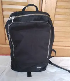 YAKPAK ブラック★黒のファスナーリュック★usd