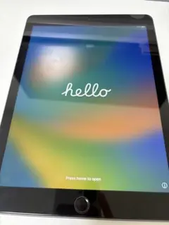 iPad 本体 第6世代 32GB WiFiモデル