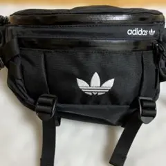 アディダスオリジナルス　ウエストバッグ