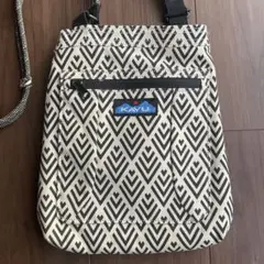 【大幅値下げ】KAYU サコッシュ　ショルダーバッグ　ポーチ