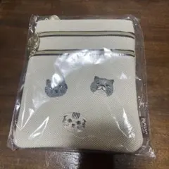 KALDI 猫刺繍 3段マルチポーチ