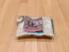 サンリオキャラクターズ つやつやキルトポーチ シナモロール