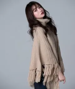 ♡♡ EmiriaWiz フリンジニットポンチョ ♡♡のサムネイル