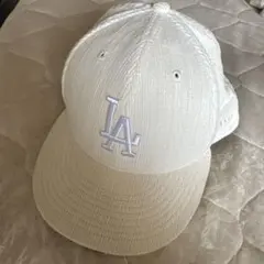 Item thumbnail for item beecf4c5-1e3e-4d4d-8361-cf5f57472679