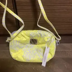 新品タグ付き　VOVAROVA ショルダーバッグ　サコッシュ