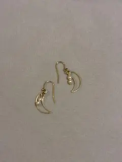 ＊ 月　パール ＊ サージカルステンレス　ピアス　ハンドメイド